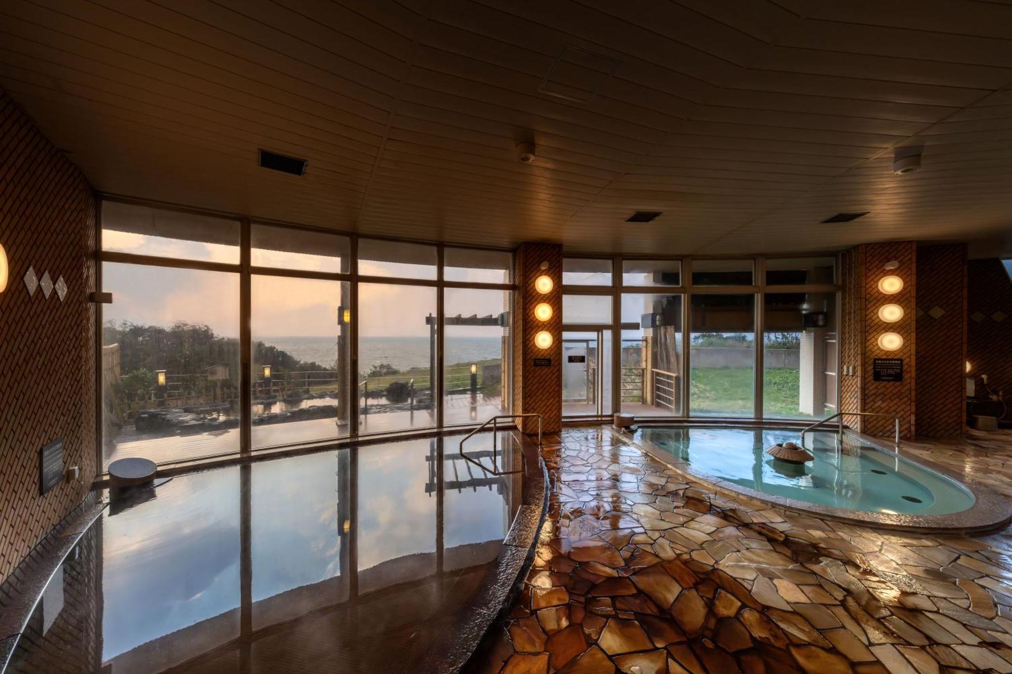 Kamenoi Genkainada Ryokan 3*